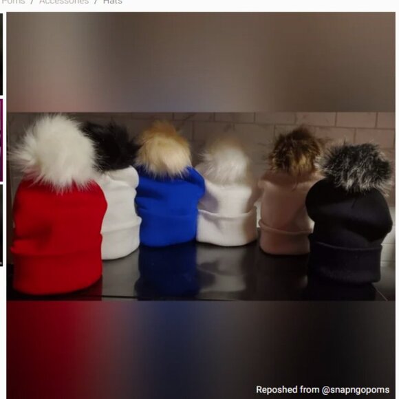 @snapngopoms ~ Support a POSHER ~ 1 Cream Adult Hat w/Tan Changeable Pom - Picture 3 of 4